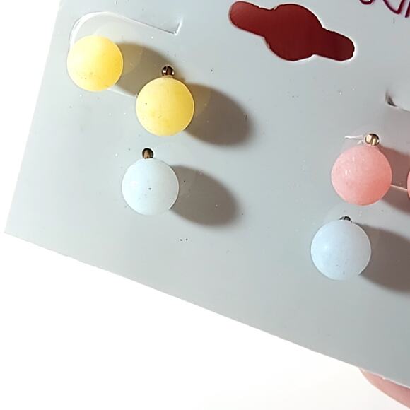 Pastel Color Stud Earrings Set, 4 Pairs of Vibrant Circle Earrings Afterthoughts - Picture 10 of 10